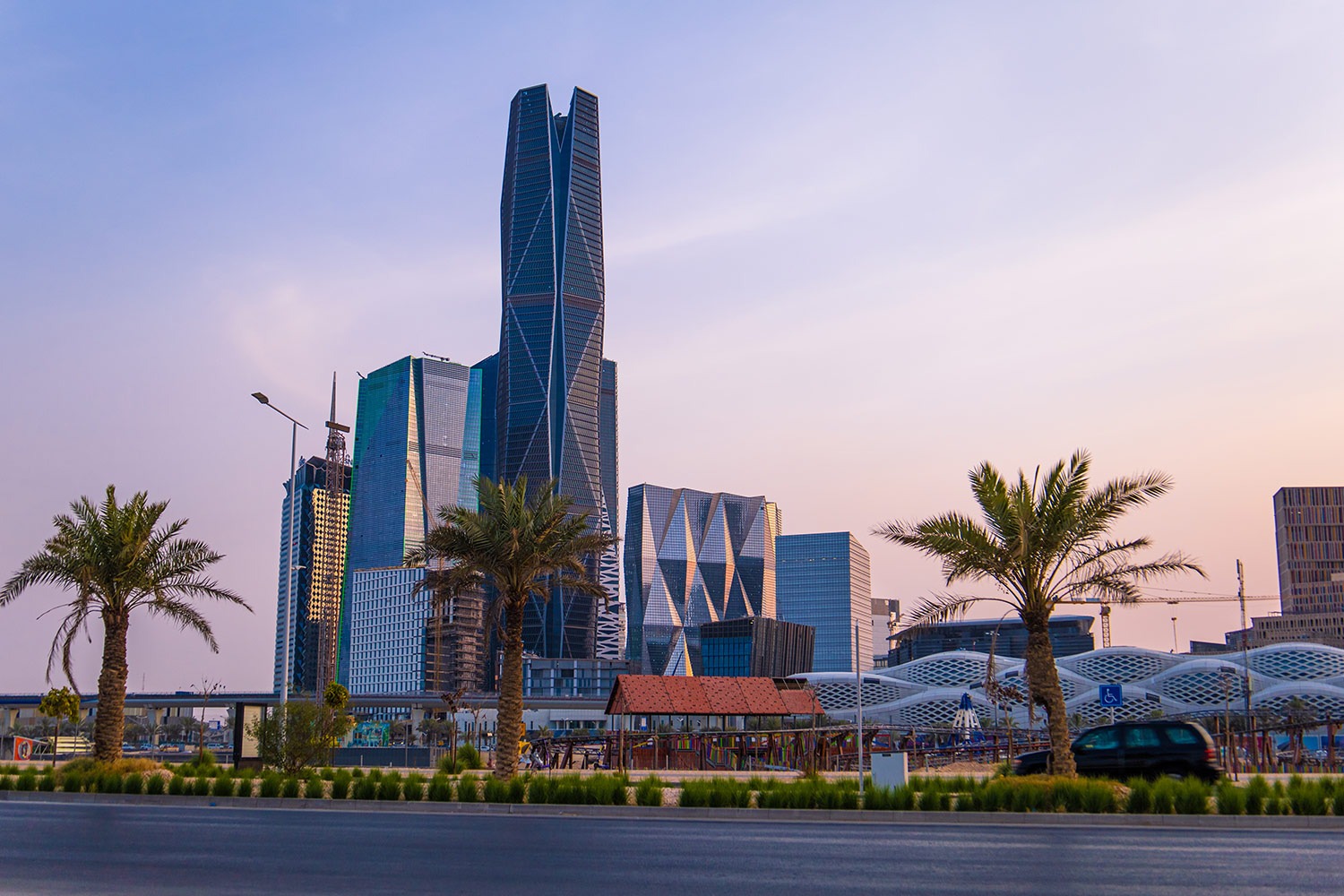 اليوم الأول : الوصول والاستقبال